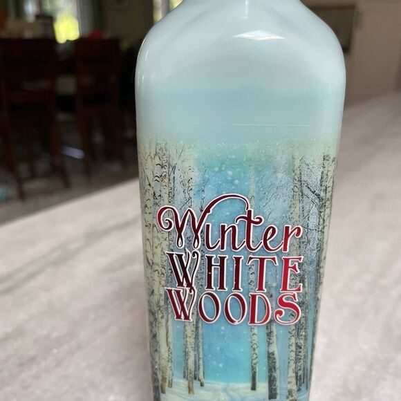 RARE Bath & Body Works Winter White Woods Lotion 15 oz Discontinued Scent HTF - Picture 2 of 7